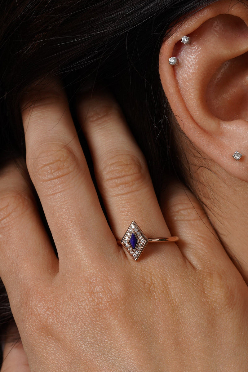 Lumira Bleu Solitaire Ring